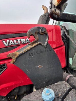 Tracteur agricole Valtra T174eA