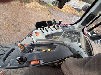 Tracteur agricole Valtra T174eA - 15