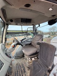 Tracteur agricole Valtra T174eA - 14