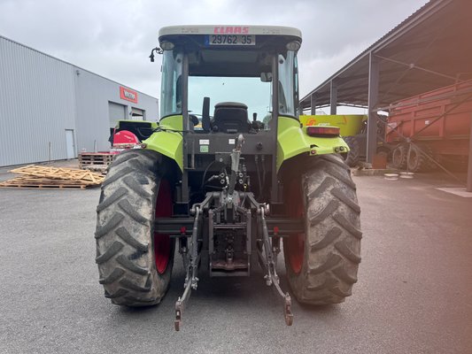 Tracteur agricole Claas ARES 557