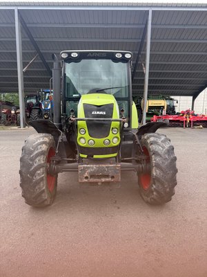 Tracteur agricole Claas ARES 557