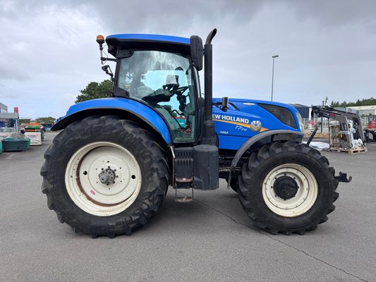 Tracteur agricole New Holland T7.210