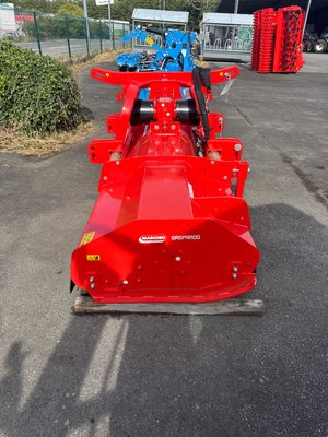Broyeur à axe horizontal MASCHIO GASPARDO BUFALO 300