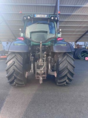 Tracteur agricole Valtra T 144 ACTIVE