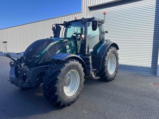 Tracteur agricole Valtra T 144 ACTIVE - 1