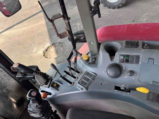 Tracteur agricole Mc Cormick MC 130