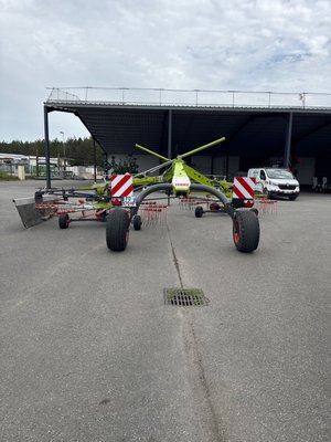 Andaineur Claas Liner 1800 twin