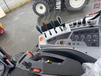 Tracteur agricole Valtra T175EA - 5